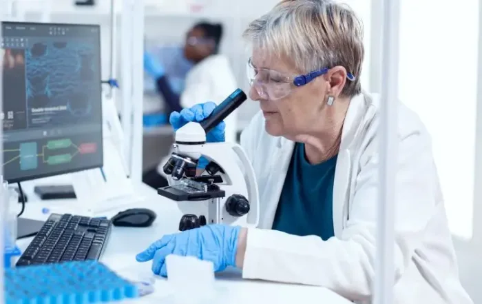 Investigative genetic genealogist