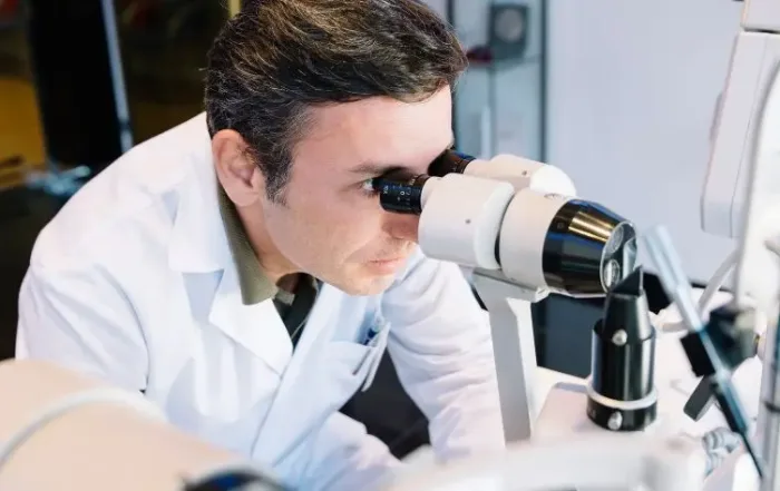 how to get into optometry school