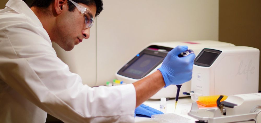 which-career-combines-dna-technology-and-medicine